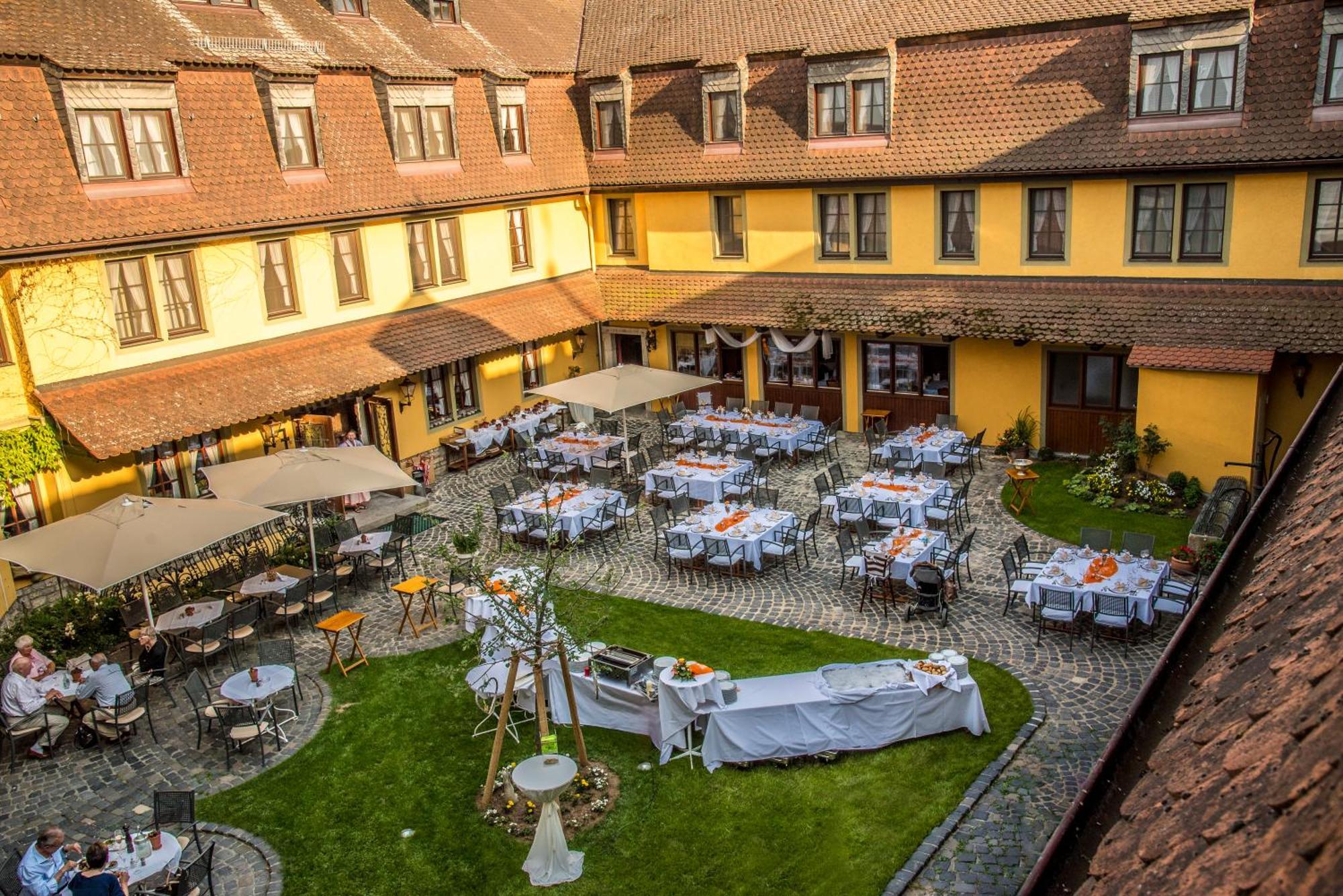 Hotel Leicht Biebelried Exterior foto