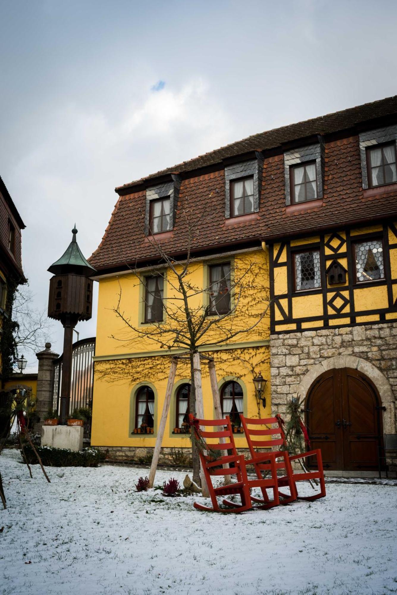 Hotel Leicht Biebelried Exterior foto